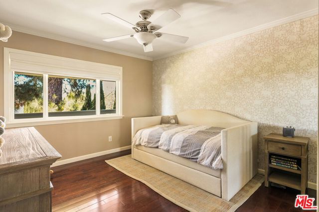 3411 Markridge Road, La Crescenta CA: https://media.crmls.org/mediaz/945c4c89-798d-4677-9e51-e4b24291a691.jpg