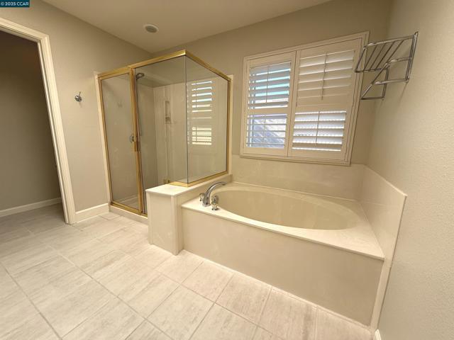 600 Bourne Ct, Danville CA: https://media.crmls.org/mediaz/945c81ce-06fd-4e06-8b96-c87fab4baa3c.jpg