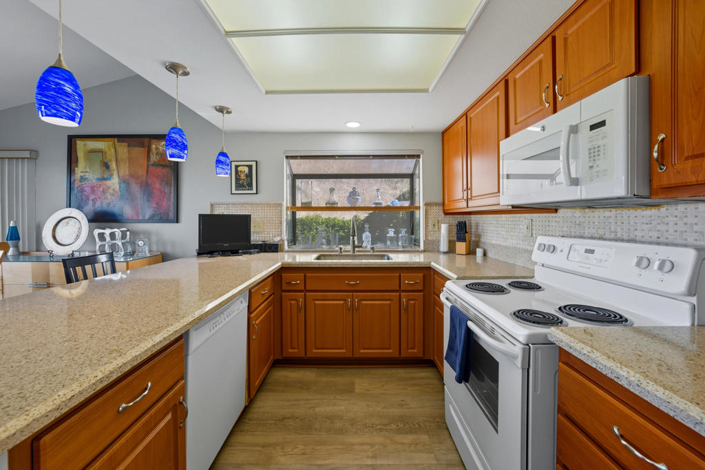 MLS #219136617DA image #11