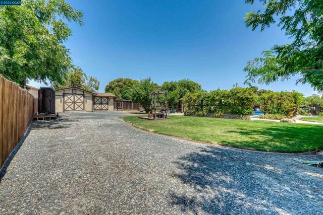 80 Yula Way, Oakley, California 94561, 5 Bedrooms Bedrooms, ,4 BathroomsBathrooms,Single Family Residence,For Sale,Yula Way,41068494