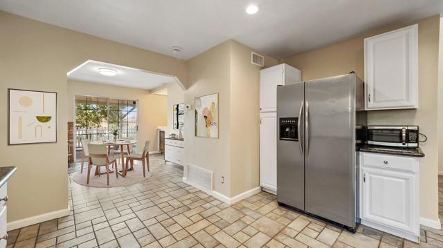 Detail Gallery Image 8 of 28 For 35401 Wildwood Canyon, Yucaipa,  CA 92399 - 3 Beds | 2 Baths