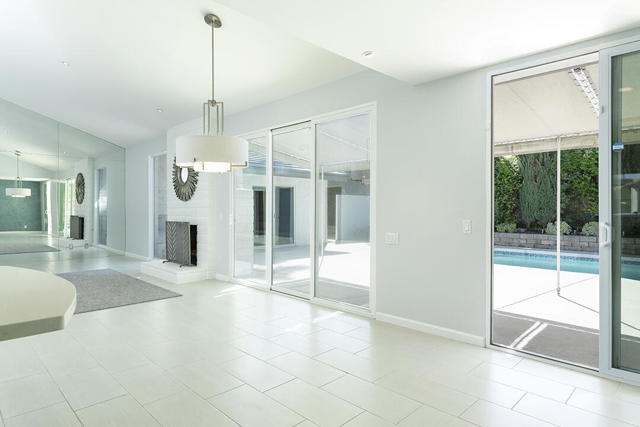 2963 E Orella Circle, Palm Springs, CA 92264