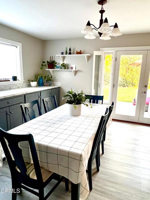 Detail Gallery Image 5 of 26 For 4982 Lafayette St, Ventura,  CA 93003 - 4 Beds | 2/1 Baths