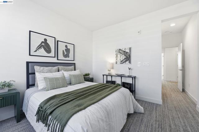 931 Edy Ln, Oakland CA: https://media.crmls.org/mediaz/945fd33c-e659-449b-a858-eb73fa1223b1.jpg