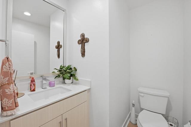 Detail Gallery Image 13 of 24 For 1307 Yannis Ct, El Cajon,  CA 92109 - 3 Beds | 2/1 Baths