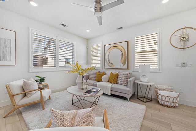 37456 Sand Drift Rd, Newark CA: https://media.crmls.org/mediaz/94605c2e-ec8f-4a4f-9148-5ac2b0d85e06.jpg