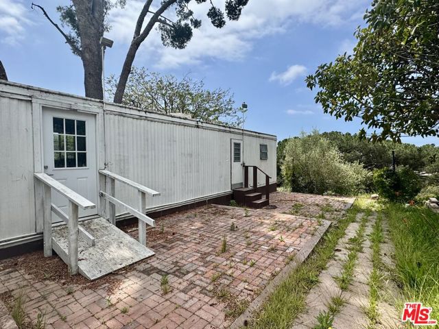 Drew Fenton | 27555 Pacific Coast Highway Malibu CA | MLS: 7292558