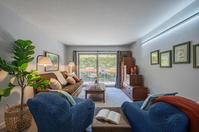 1105 Golden Oaks Lane, Monterey CA: https://media.crmls.org/mediaz/94628a44-afa1-4df6-964b-75cad28ed37b.jpg