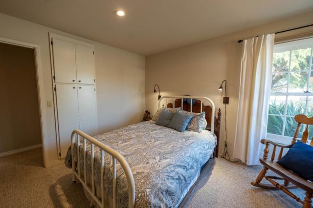 434 Oak Avenue, Greenfield CA: https://media.crmls.org/mediaz/94635d5a-26a8-4777-aaf9-ca728c603f25.jpg