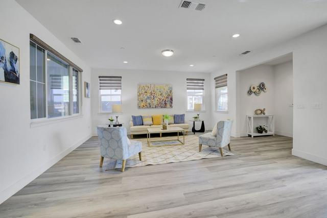 1683 S Ginzburg Street, Mountain House CA: https://media.crmls.org/mediaz/94636b73-8910-4f32-b1ae-49a9561399c5.jpg