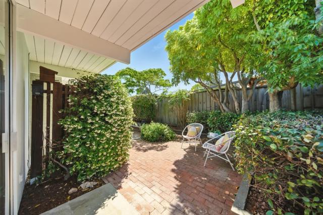 200 Loon Court, Foster City CA: https://media.crmls.org/mediaz/9463ff87-8162-4a83-a309-cb728a0743f9.jpg
