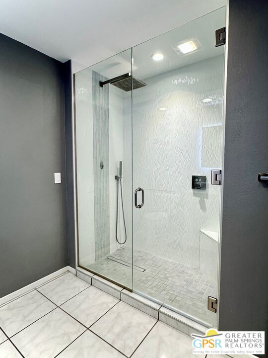 3155 E Ramon Road, Palm Springs CA: https://media.crmls.org/mediaz/9464e6f7-0242-4653-b8ca-1441a8582dd0.jpg