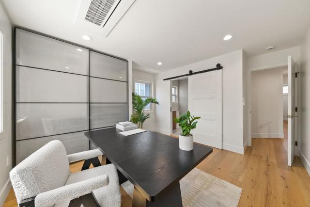 1025 Walnut Street, San Carlos CA: https://media.crmls.org/mediaz/94650677-959d-4f2c-8a2d-d153fefd346a.jpg