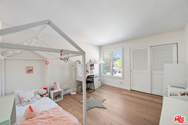 4441 Park Alisal, Calabasas CA: https://media.crmls.org/mediaz/94660995-da91-47ef-b413-fc2a9129e515.jpg