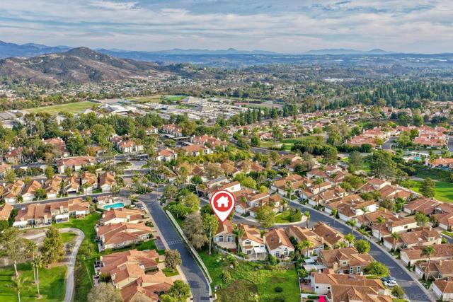 15638 Royal Crown Row, San Diego CA: https://media.crmls.org/mediaz/9467709e-f32f-4e1a-99c6-f3c9197d7d20.jpg