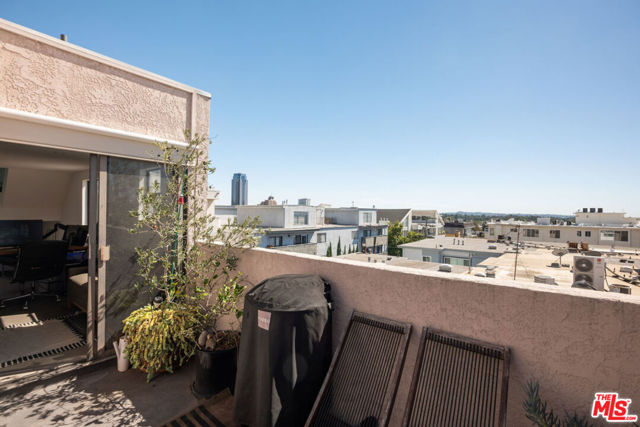 1814 Thayer Avenue, 5 photo 13