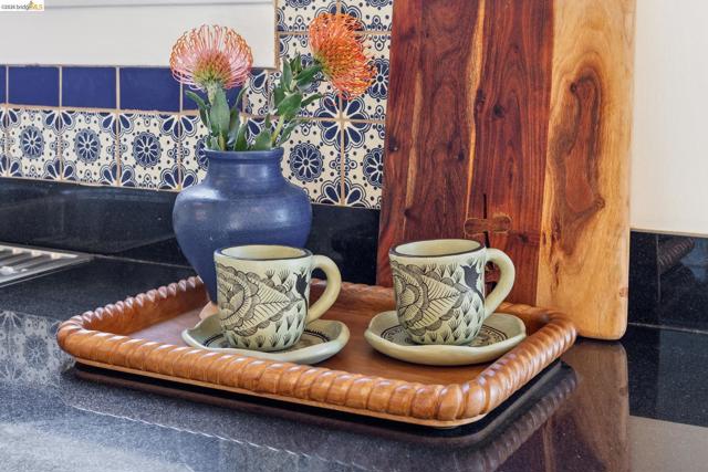 1136 Marin Ave, Albany CA: https://media.crmls.org/mediaz/9467af79-c754-45ab-a695-b6ad146a49aa.jpg