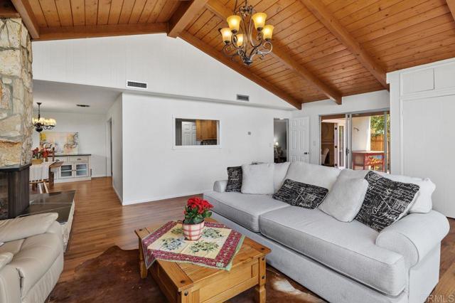 5448 Noah Way, San Diego CA: https://media.crmls.org/mediaz/9467b6be-f922-43a6-aae2-fdb6ac1b6017.jpg