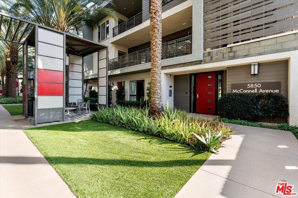 5850 Mcconnell Avenue #1