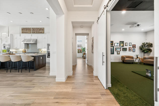 81350 Merv Griffin Way, La Quinta CA: https://media.crmls.org/mediaz/94681a4e-8919-45fe-925e-22a89a1bdf51.jpg