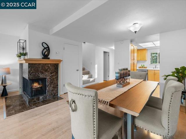 1818 Wildbrook Ct, Concord CA: https://media.crmls.org/mediaz/94683b5c-048f-4e67-a50a-5457957fd8f7.jpg
