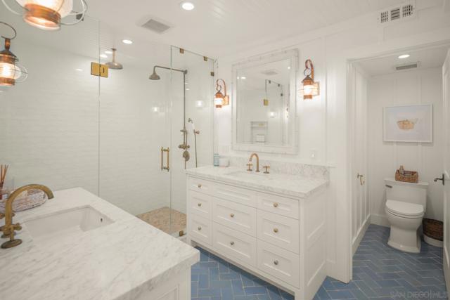 24 Bahama Bend, Coronado CA: https://media.crmls.org/mediaz/9468cf3d-4590-4dc1-96be-d5a753256eb5.jpg