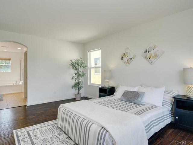 Detail Gallery Image 22 of 35 For 11615 Trailbrook Ln, San Diego,  CA 92128 - 3 Beds | 2/1 Baths