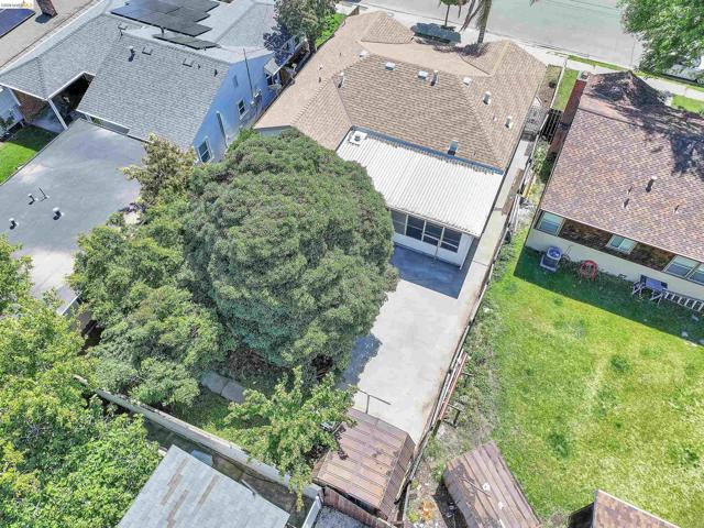 Image 34 of 40 For 120 Hillcrest Ave