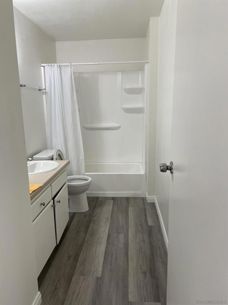 521 Sandalwood Pl - photo 4