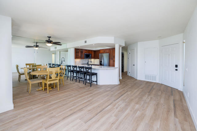 78337 Scarlet Court, La Quinta CA: https://media.crmls.org/mediaz/946e30e6-d8b5-4218-ad6b-f839f3aa06c8.jpg