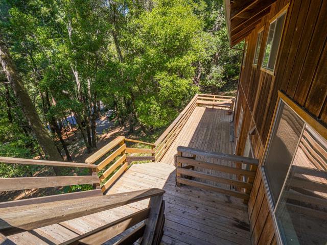 298 Vine Hill Road, Santa Cruz CA: https://media.crmls.org/mediaz/946e9a04-058f-406e-9c56-04e9e51d7329.jpg