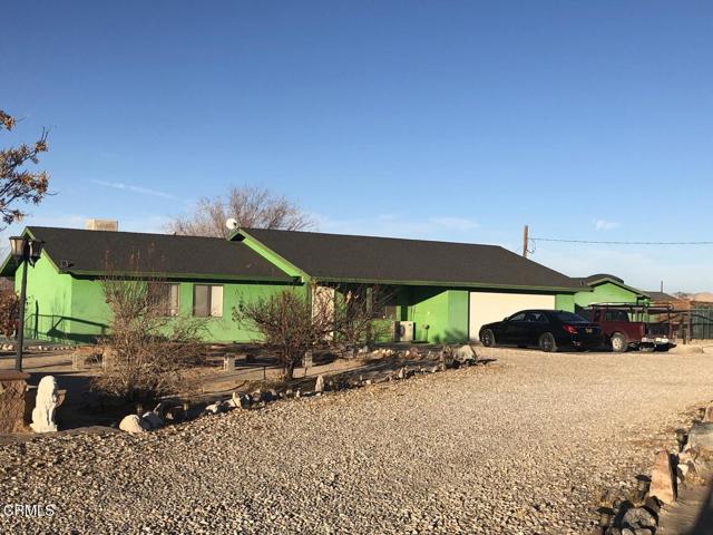 Detail Gallery Image 6 of 7 For 34738 Old Woman Springs Rd, Lucerne Valley,  CA 92356 - 3 Beds | 2 Baths