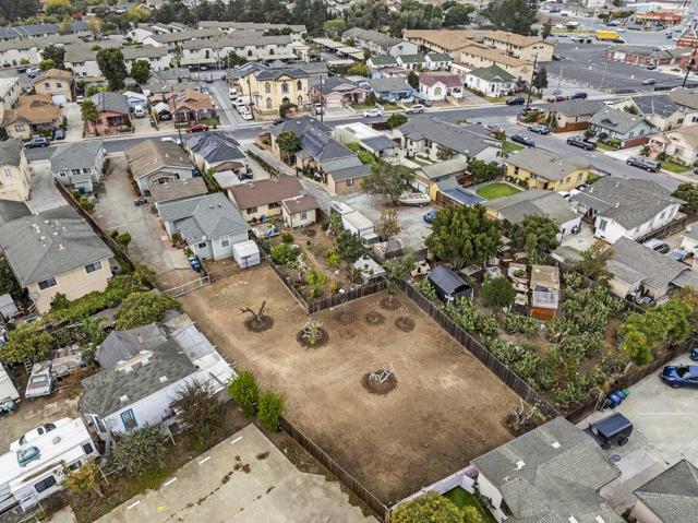 119 Ford Street, Watsonville CA: https://media.crmls.org/mediaz/946fda45-9c11-4cab-bc57-335a0ed8dcbb.jpg