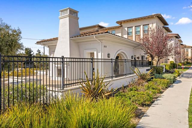 1071 Dewberry Place, San Jose CA: https://media.crmls.org/mediaz/947045a7-4dc5-41cd-8f57-54fb16877327.jpg