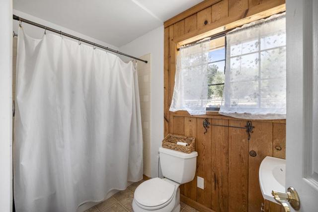 1090 W Edmundson Avenue, Morgan Hill CA: https://media.crmls.org/mediaz/94707de7-fbb7-4780-b095-a2a4c13cdaa5.jpg