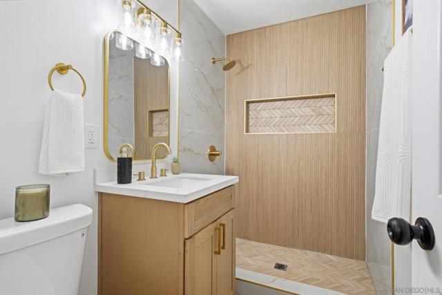 1224 Louden Ln, Imperial Beach CA: https://media.crmls.org/mediaz/9470be28-9399-4f40-8a8b-19b2bbeda994.jpg