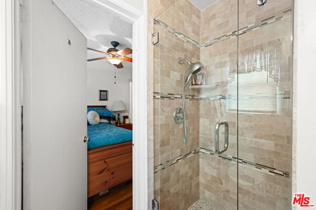 2533 W 118th Place, Hawthorne CA: https://media.crmls.org/mediaz/94714b69-39b4-41df-b9dc-9198d8fabd18.jpg