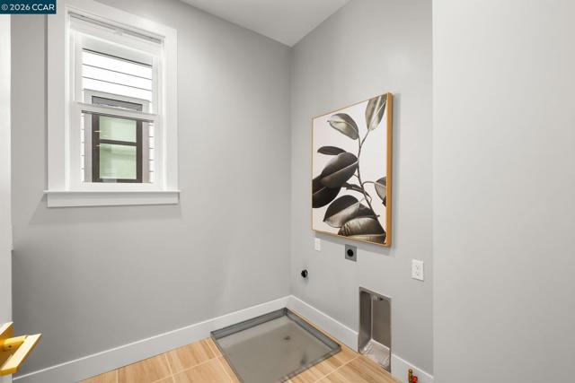 Image 21 of 38 For 257 Haleena Place