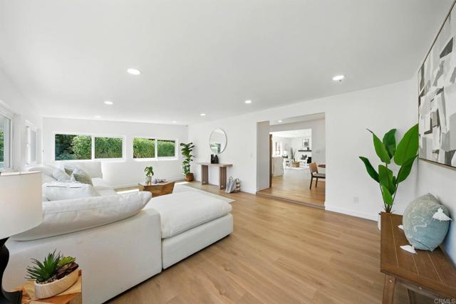 Detail Gallery Image 13 of 24 For 305 Spruce St, Chula Vista,  CA 91911 - 5 Beds | 2/1 Baths