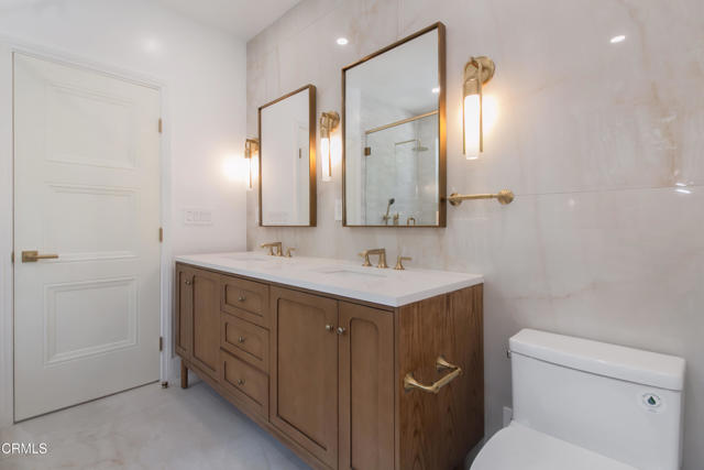 Detail Gallery Image 17 of 26 For 1722 N Vista Street St, Los Angeles,  CA 90046 - 4 Beds | 4 Baths