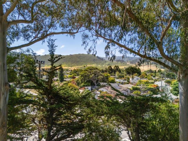 3405 Rio Road, Carmel CA: https://media.crmls.org/mediaz/9474af9c-fb61-40b0-9d70-074ed9025336.jpg