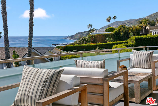 31558 Victoria Point Road, Malibu CA: https://media.crmls.org/mediaz/947529ef-ff8d-4529-8e65-a1e056886221.jpg