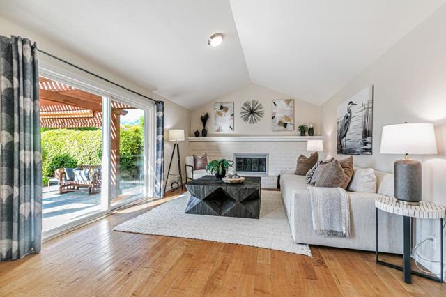5186 Sunny Creek Drive, San Jose CA: https://media.crmls.org/mediaz/94753716-a7ee-496d-bafd-f9a70b21e11e.jpg