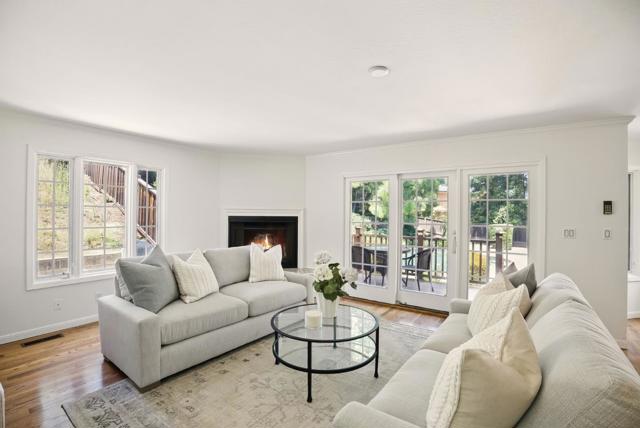 11633 Dawson Drive, Los Altos Hills CA: https://media.crmls.org/mediaz/9475918d-7c43-4016-997d-f7372dbc1848.jpg