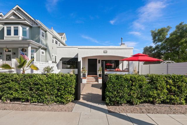 Detail Gallery Image 1 of 34 For 853 C Ave, Coronado,  CA 92118 - 4 Beds | 2 Baths
