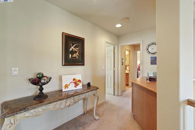 Image 12 of 53 For 5854 Riverbank Cir