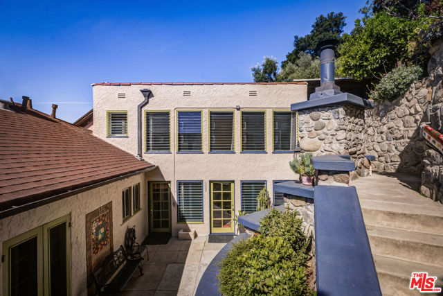 3526 Griffin Avenue, Los Angeles CA: https://media.crmls.org/mediaz/94772bf7-4dda-4019-b009-024aefc6af79.jpg