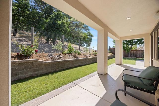 2953 Pebble Beach Circle, Fairfield CA: https://media.crmls.org/mediaz/94788b5d-89aa-49e9-a46e-c6a94f3a9bc1.jpg