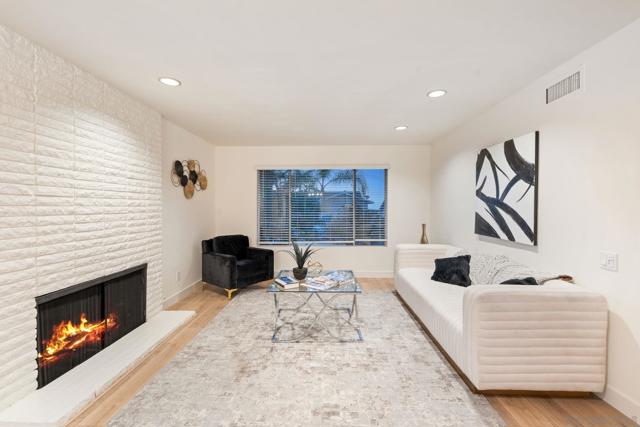 6221 BRYNWOOD COURT, San Diego CA: https://media.crmls.org/mediaz/947a3605-b272-4d4d-b7f6-35e4b92c925b.jpg