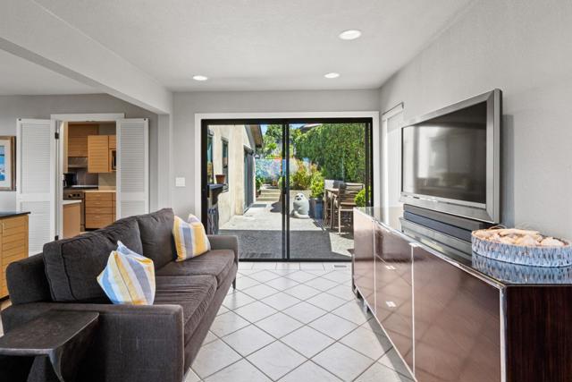26261 Ocean View Avenue, Carmel CA: https://media.crmls.org/mediaz/947a55be-486e-44c0-9c6c-da82cf3bb9bc.jpg